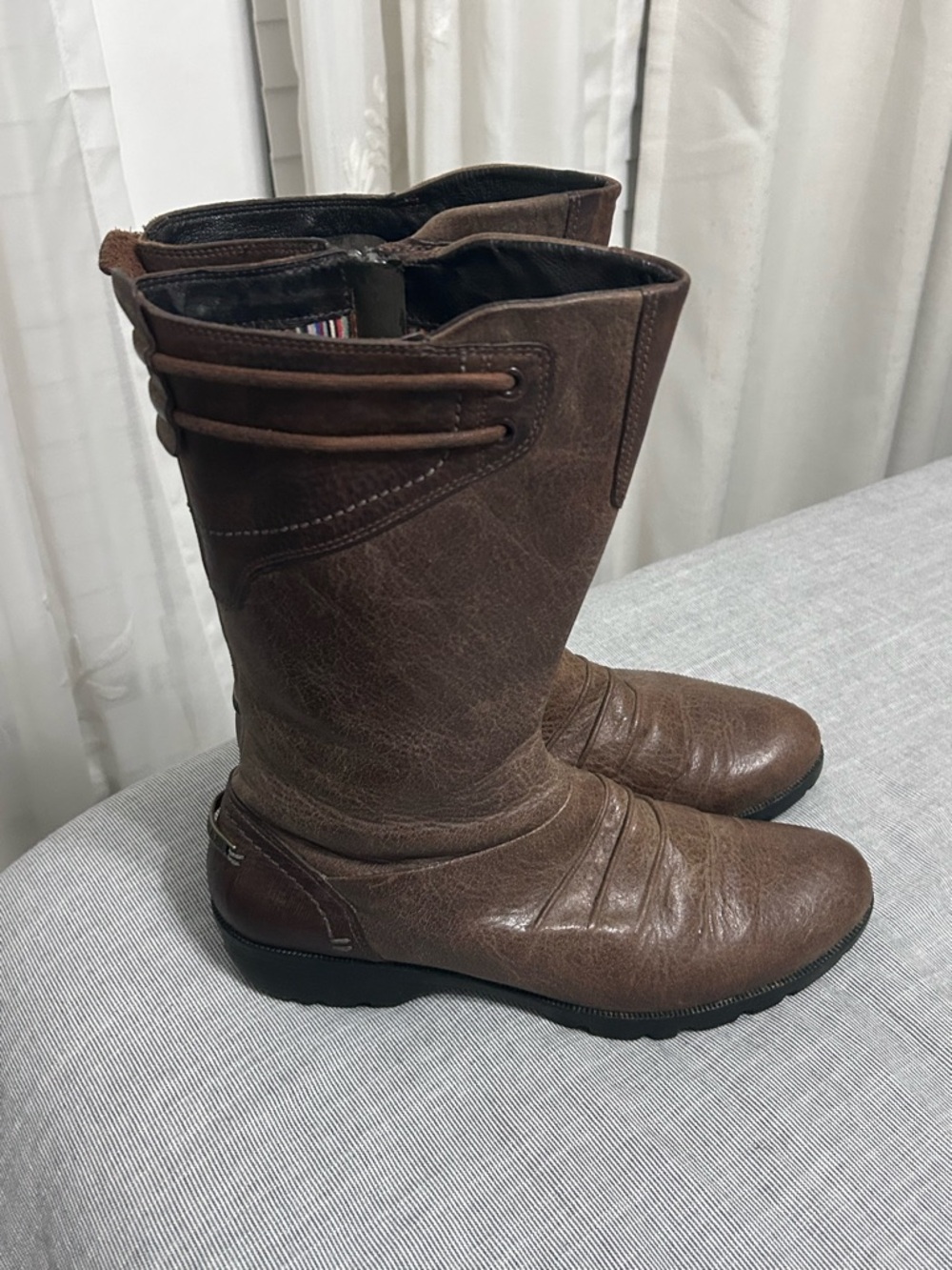 Merrell Vera Mid Barnwood Brown Leather Boots Womens 8.5